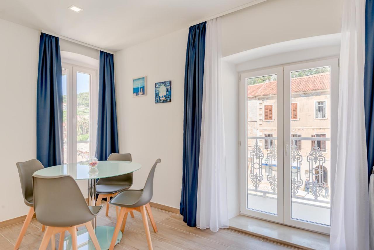 Apartments Villa Tudor 2 Хвар Екстериор снимка