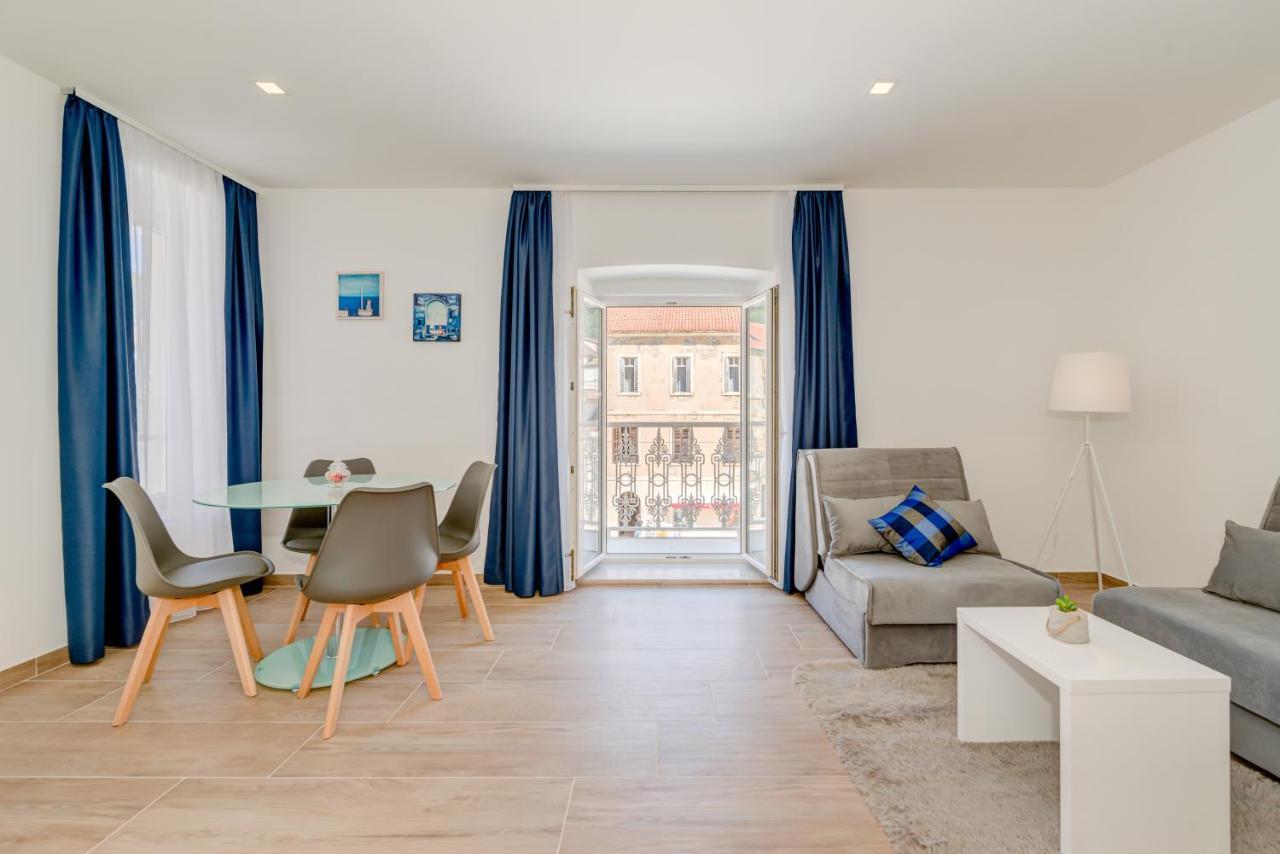 Apartments Villa Tudor 2 Хвар Екстериор снимка
