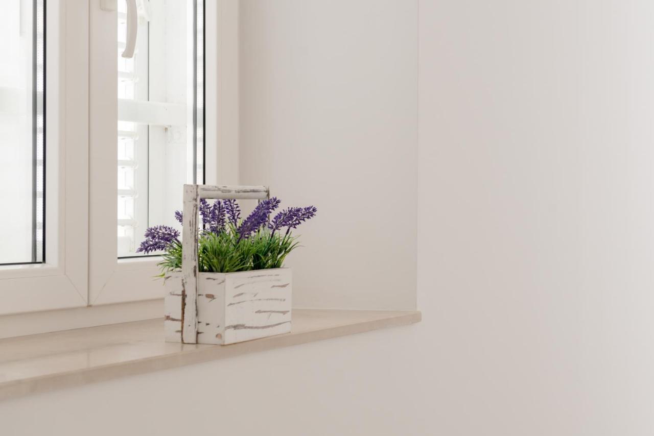Apartments Villa Tudor 2 Хвар Екстериор снимка