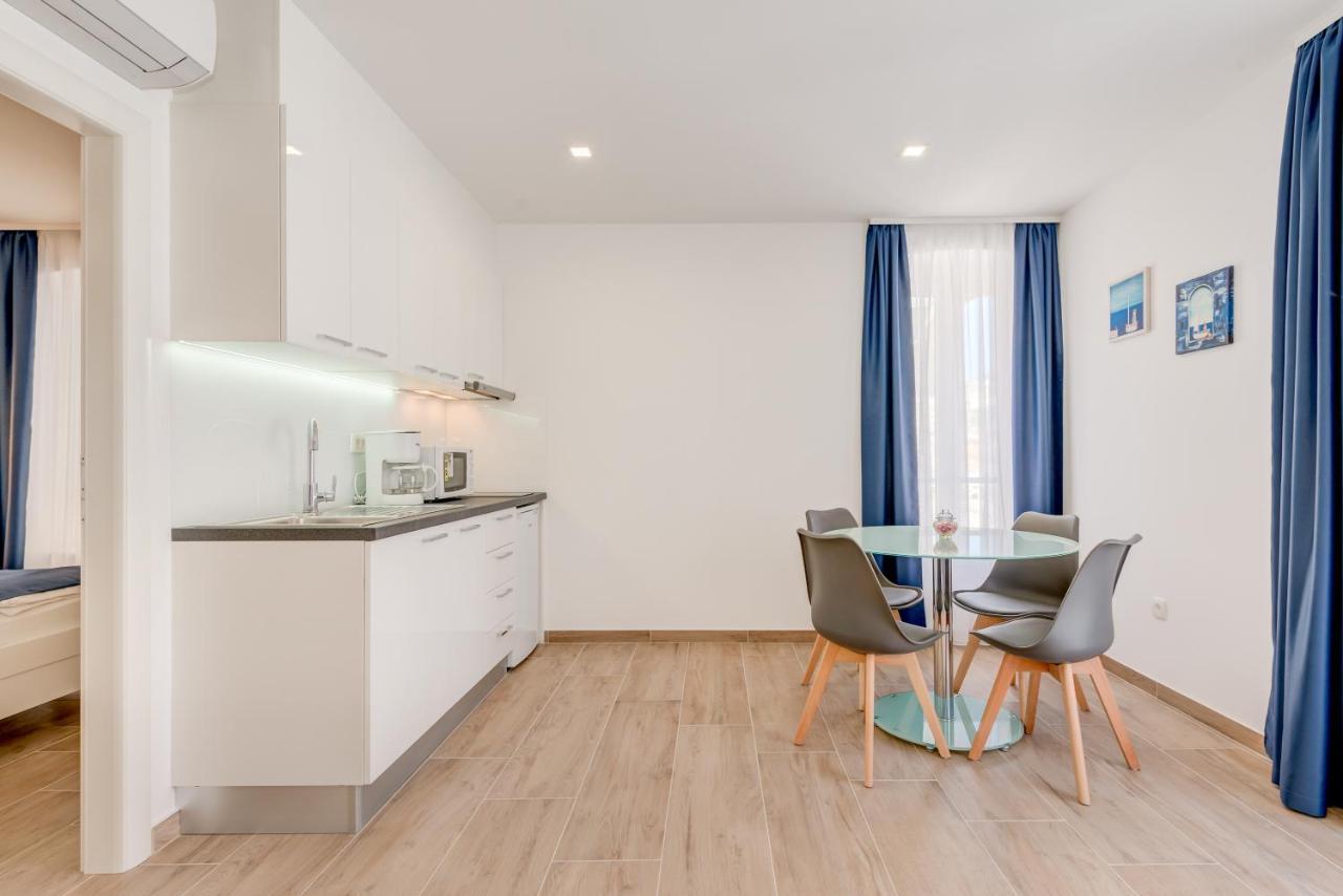 Apartments Villa Tudor 2 Хвар Екстериор снимка
